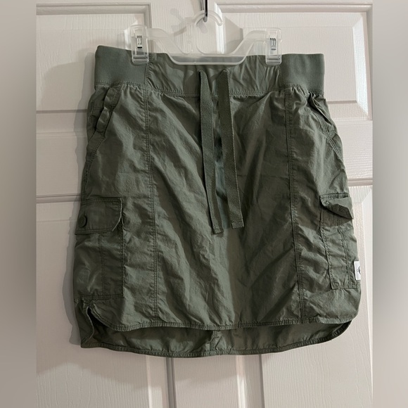 Calvin Klein Jeans Cargo Mini Skirt 🔥 - Picture 1 of 4